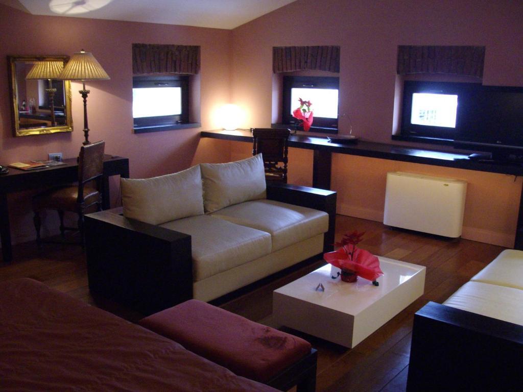 Kokoshkovata Boutique House Hotel Samokov Ruang foto